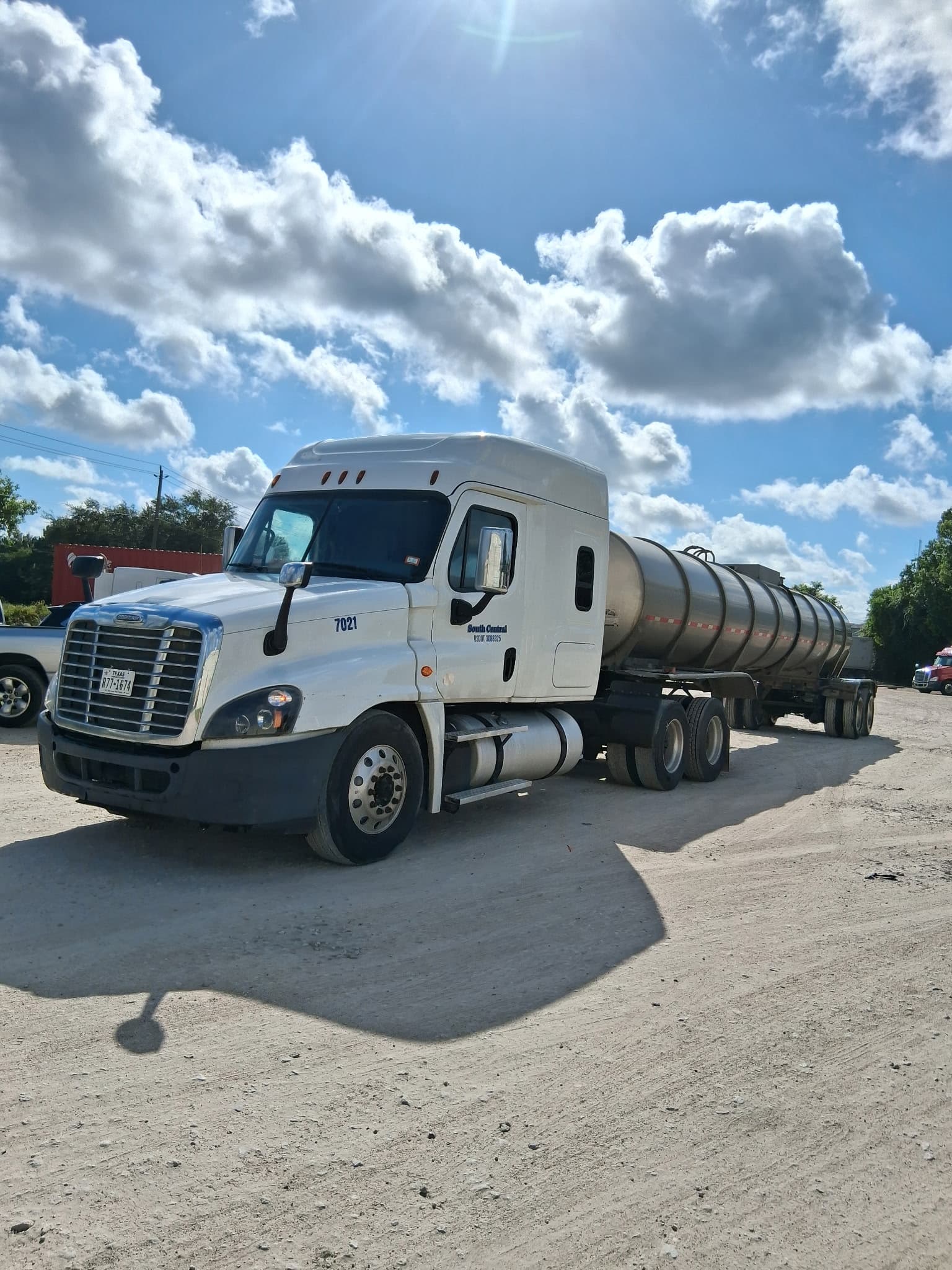 1 South Central day cab truck serviced by a mobile mechanic in Houston